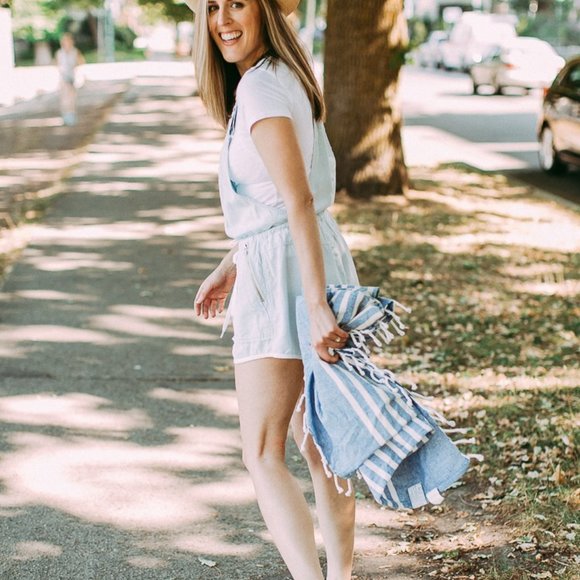 Aritzia Wilfred Free Beatriz Overalls SZ MD - Picture 2 of 11